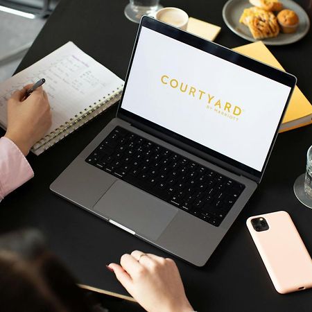Courtyard By Marriott Glasgow Sec Eksteriør billede