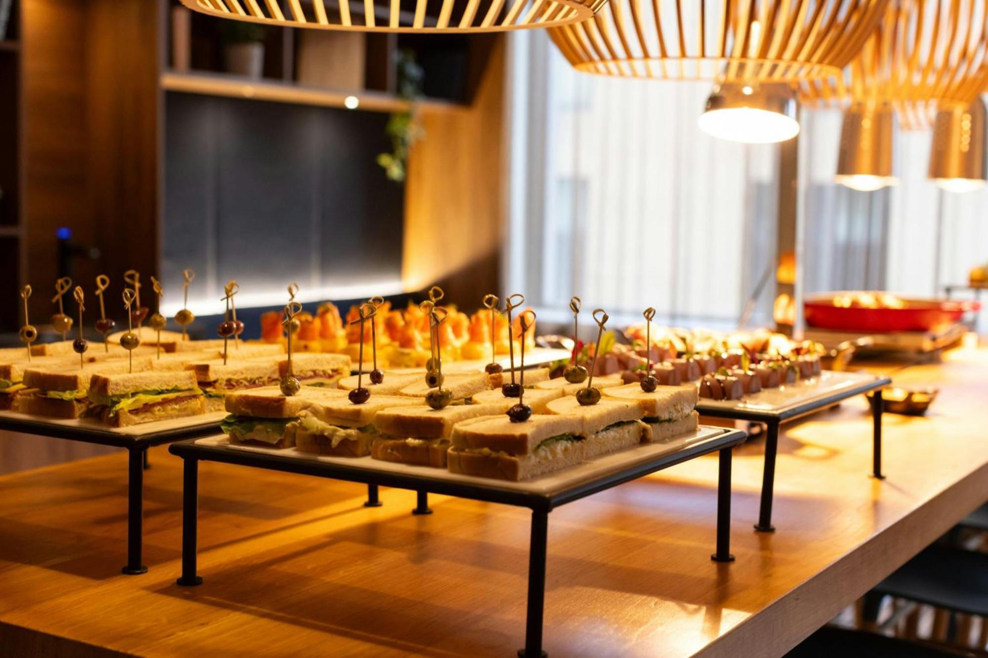 Courtyard By Marriott Glasgow Sec Eksteriør billede
